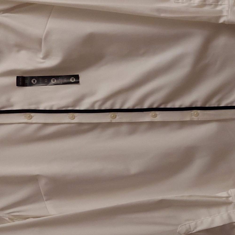 BANANA REPUBLIC OUTLET Tailored Fit Button Down Long Sleeve Top - Picture 6 of 12